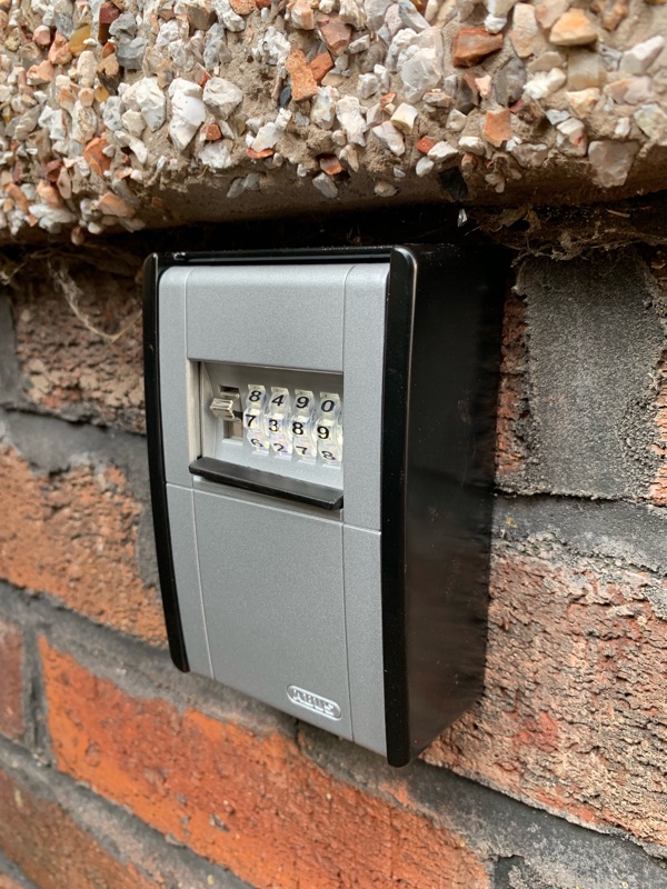 LED Key Garage